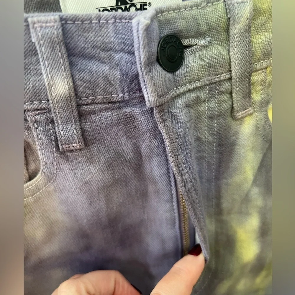 Jordache Cosmic Dye Vintage Crop Jean NWT Size 26